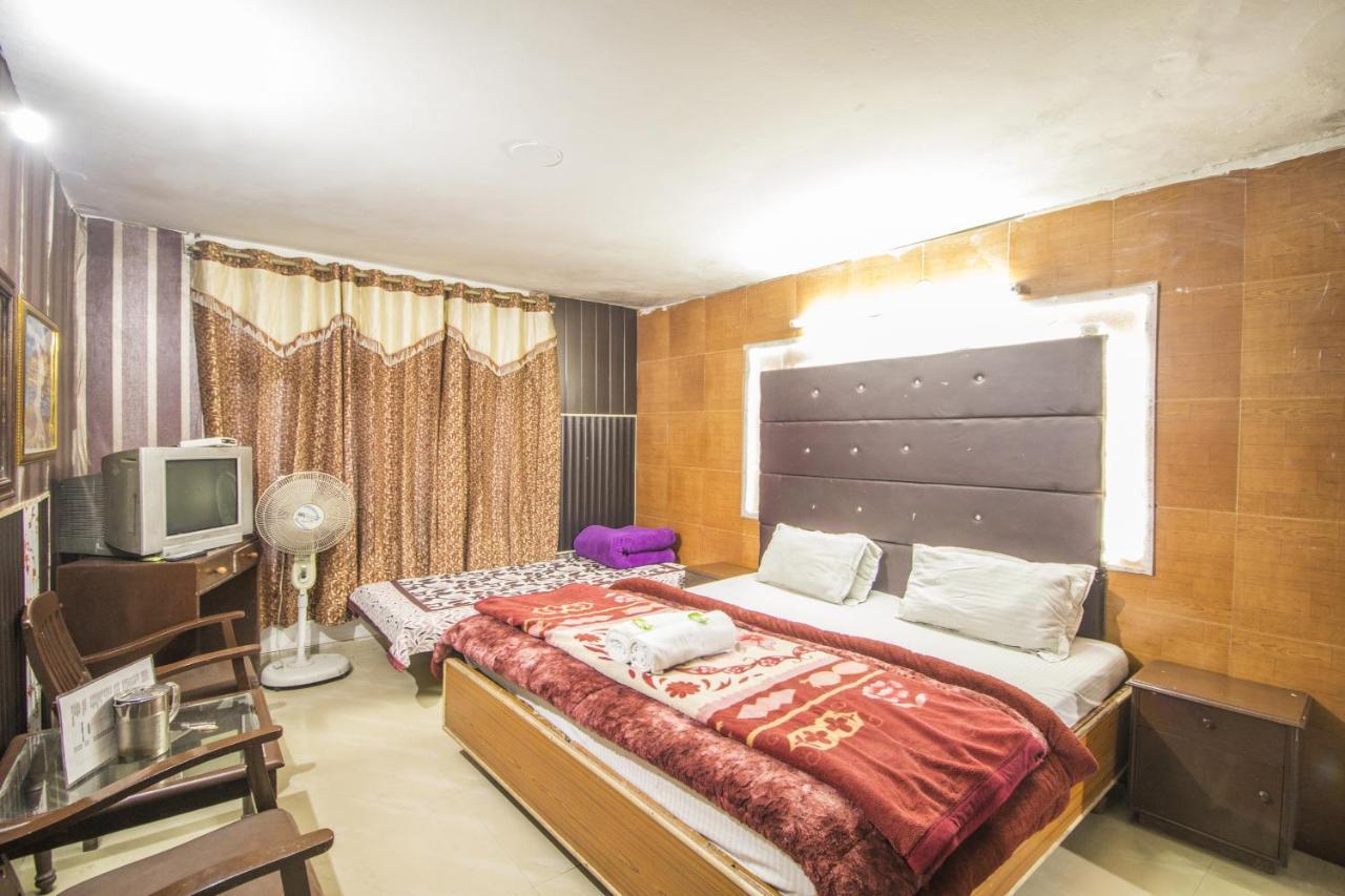 Holiday Plaza Hotel Dalhousie Kültér fotó